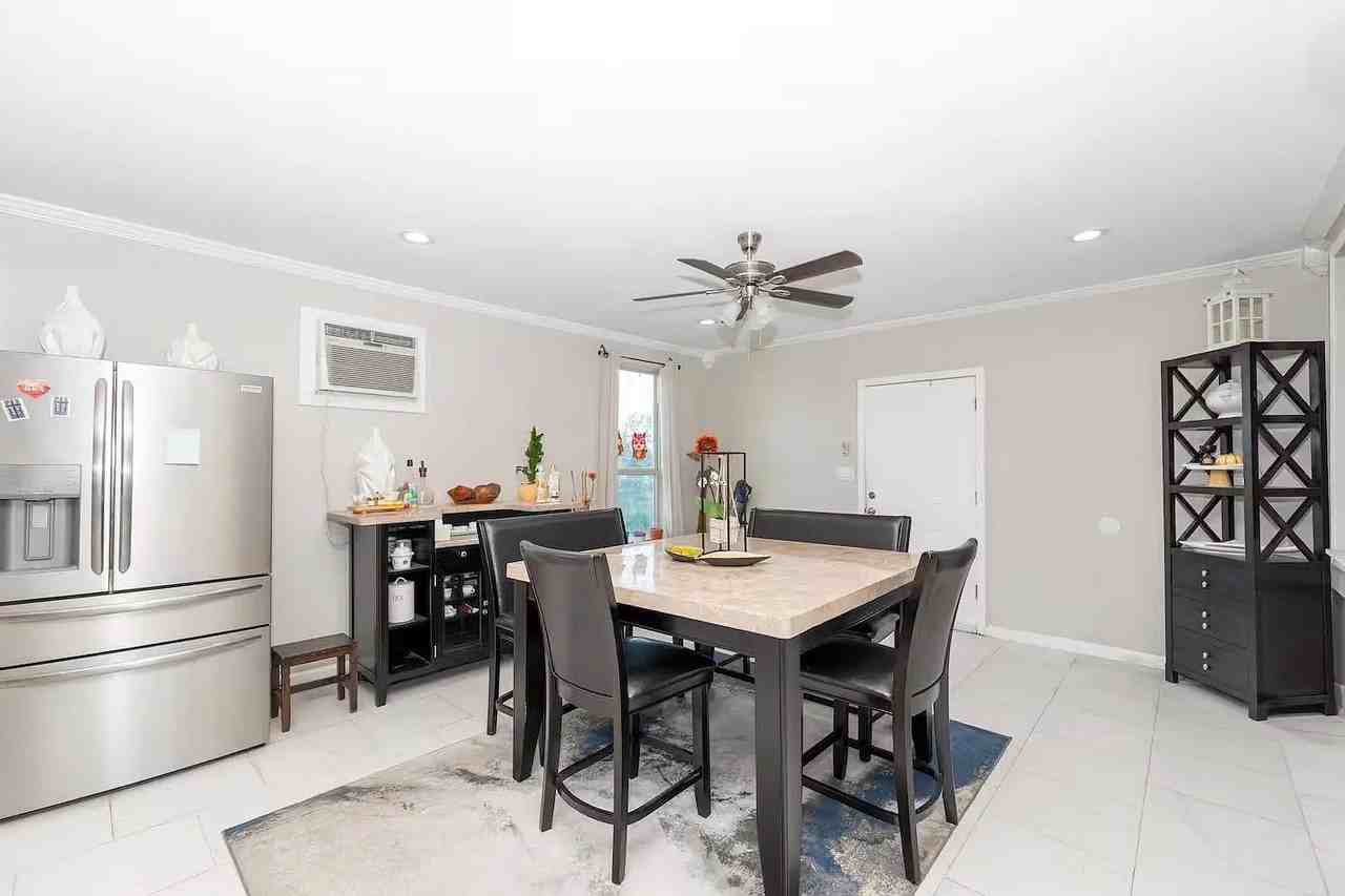 105 Sunrise Dr - Photo 7 of 21