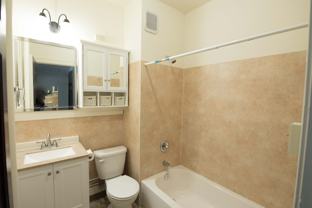 419 Queen Anne Avenue - Photo 1 of 1