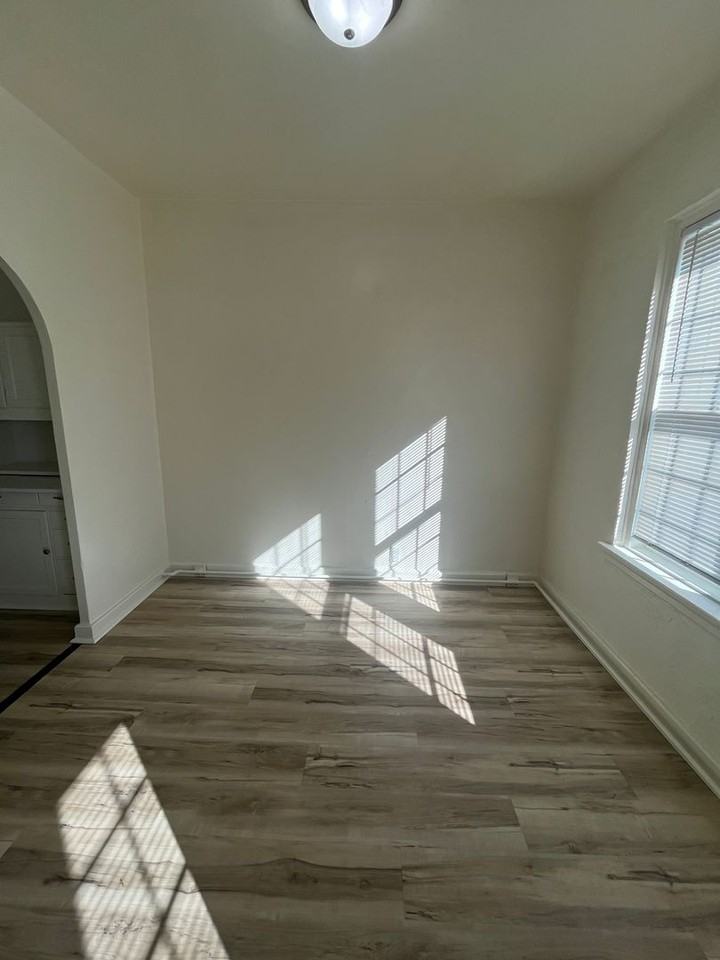 229 West Jackson Boulevard #3D - Photo 4 of 6