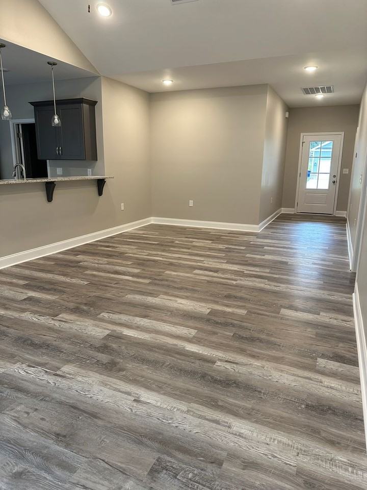 2760 Cedrus Avenue - Photo 5 of 32