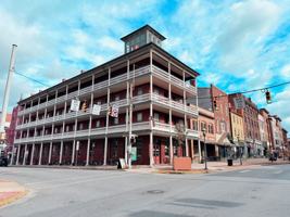 featured image of 11 N Beaver St