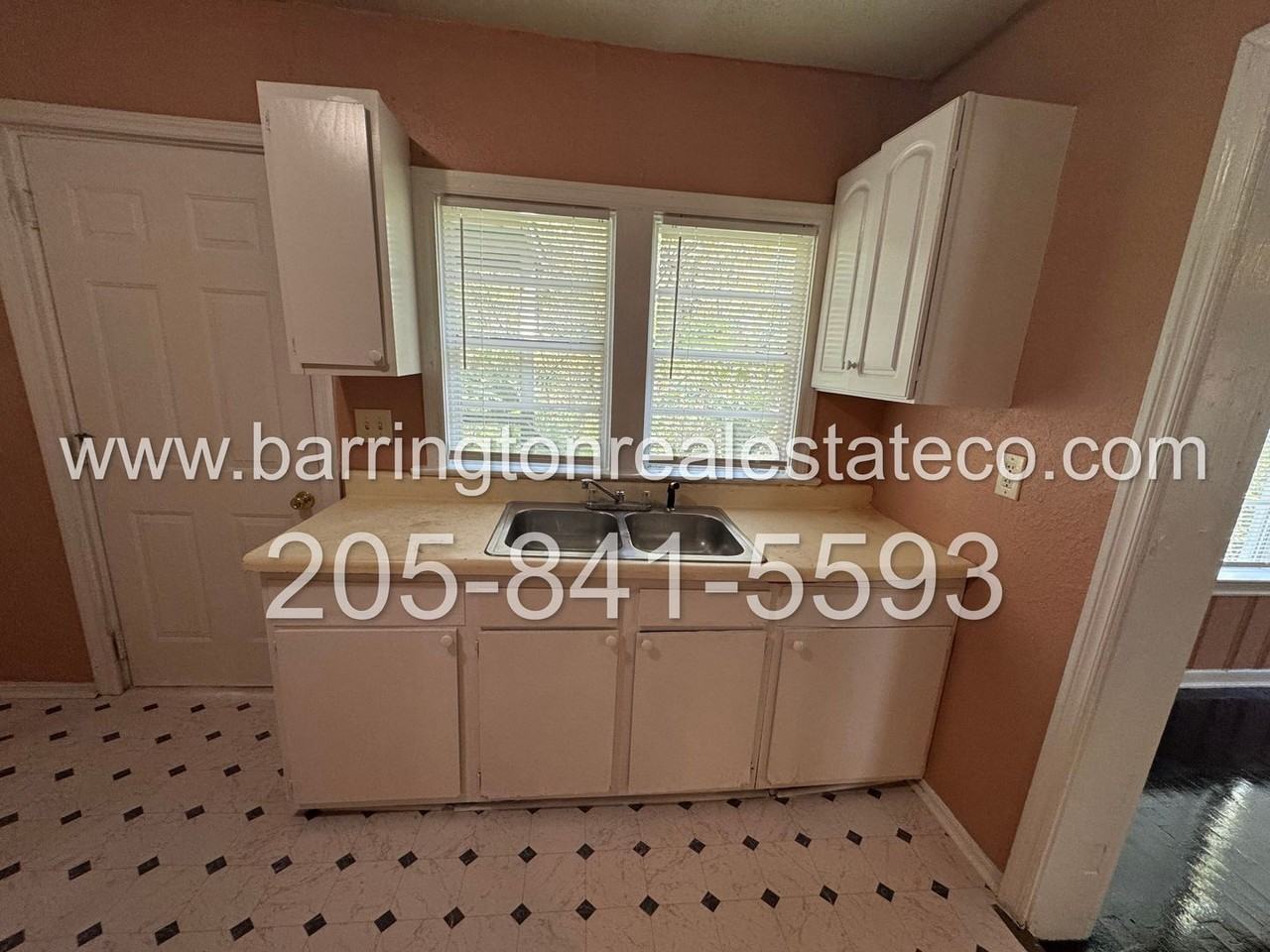 7330 Kimberly Ave - Photo 3 of 6