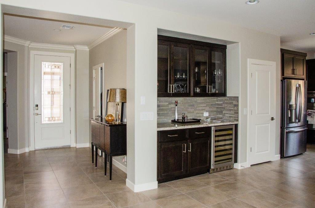 741 East La Palta Street - Photo 3 of 25