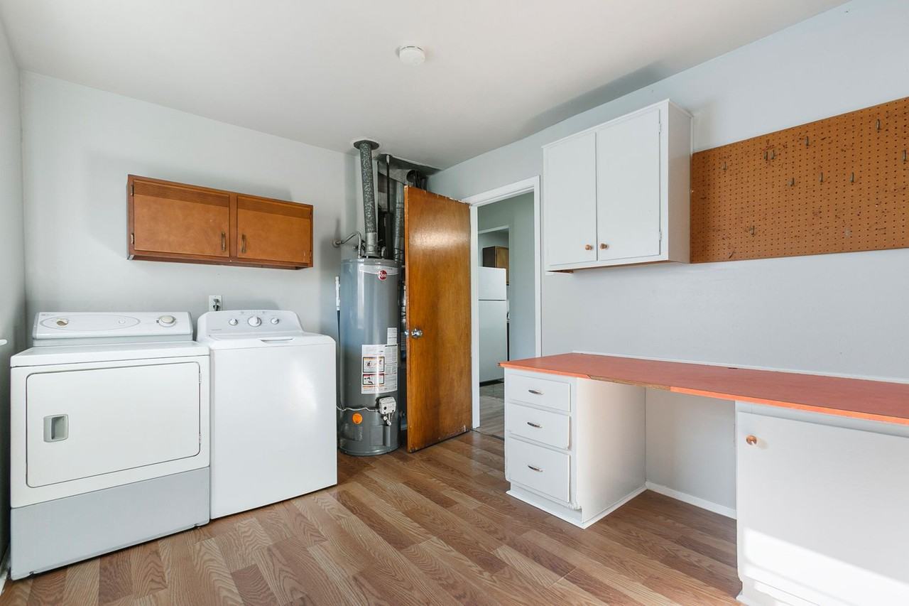 5036 Highland Dr - Photo 5 of 11