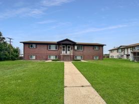 7509 Stuart St - Photo 1 of 1