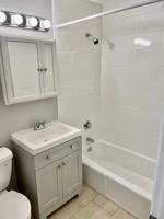 featured image of 215 Pearl St