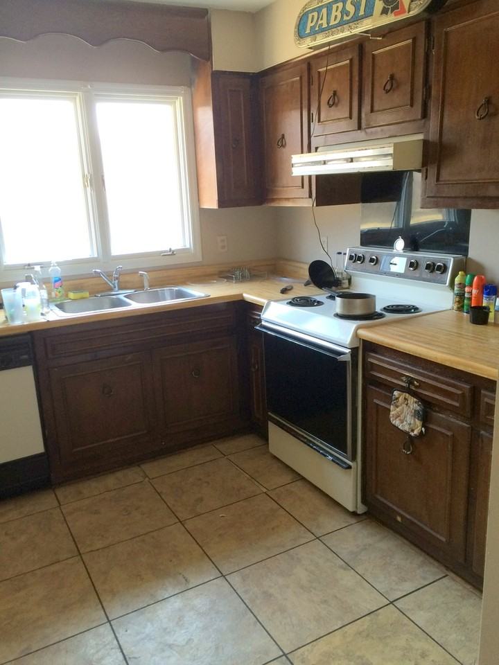 22 University Pl - Photo 4 of 9