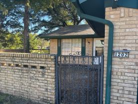 1202-08 Idlewood Dr. - Photo 1 of 1