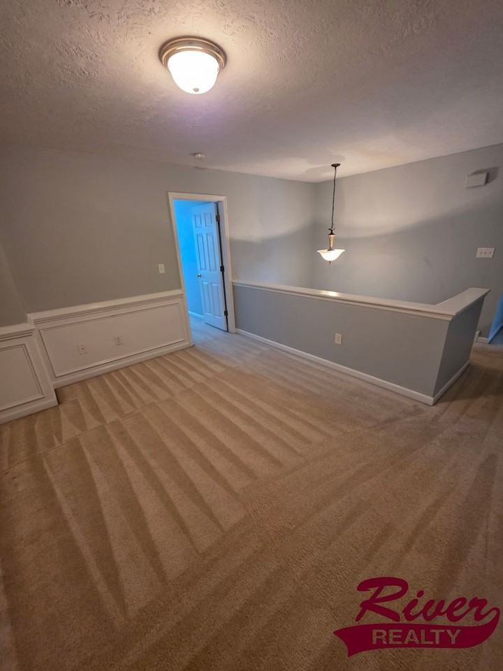 213 Nicklaus Court - Photo 4 of 8