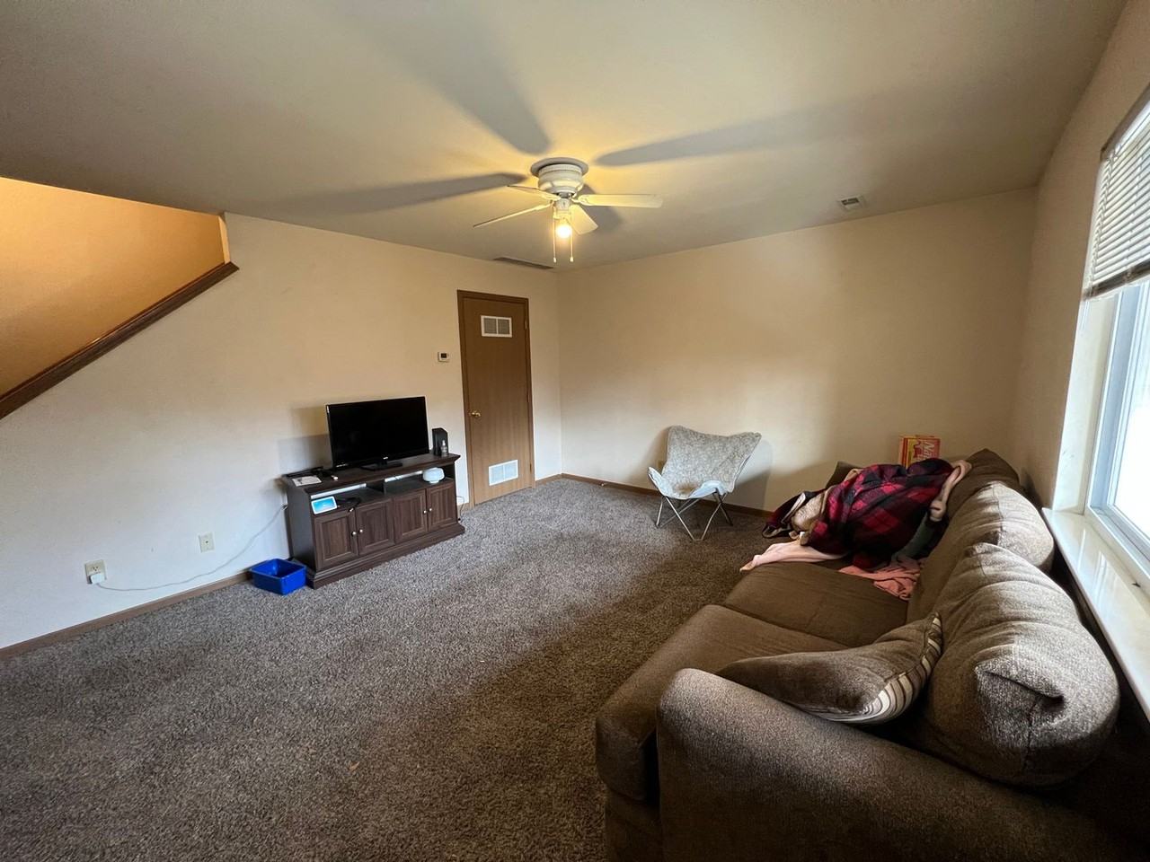 608 Osage St - Photo 2 of 13