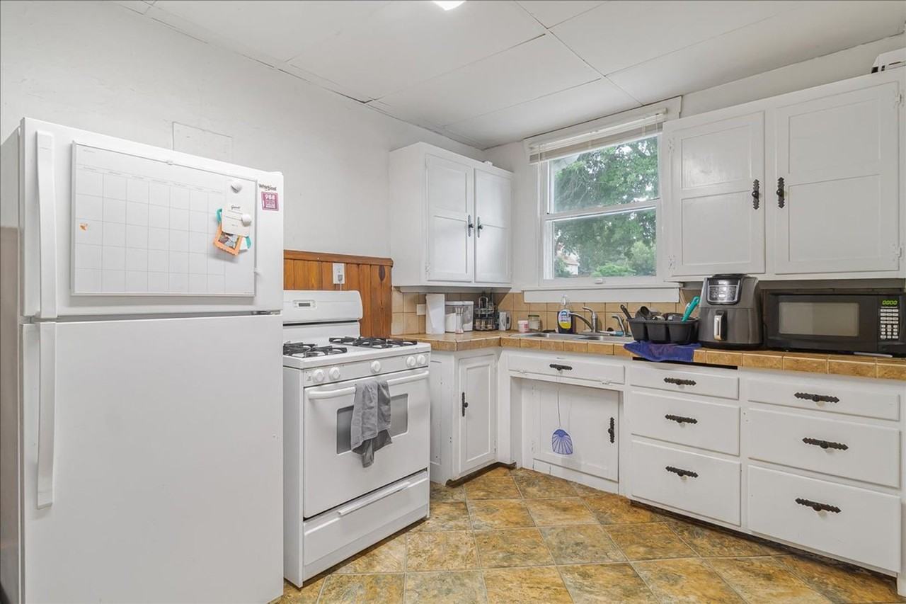 212 West North Street - Photo 5 of 19