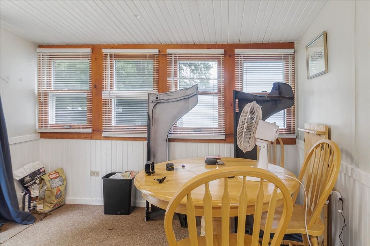 212 West North Street - Photo 7 of 19