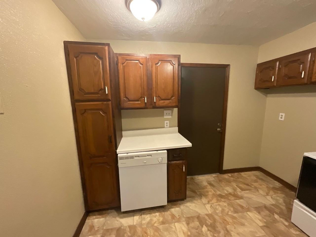 4109 Nw 30th St - Photo 5 of 25