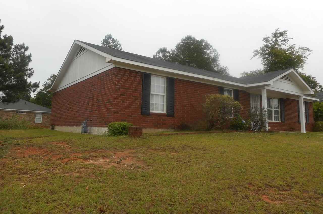 3502 Sidesaddle Ct - Photo 3 of 29