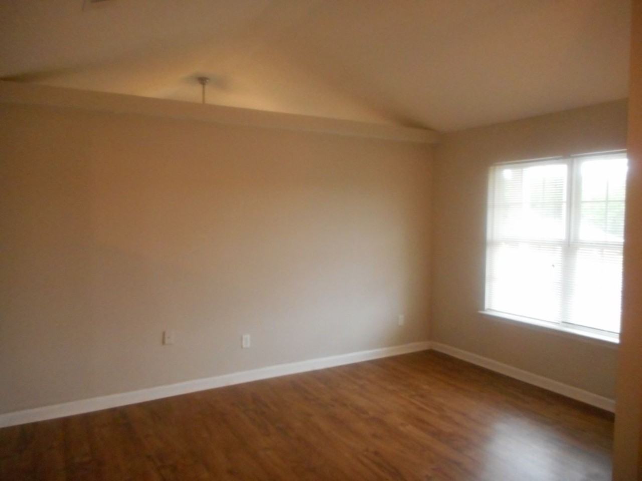 3502 Sidesaddle Ct - Photo 7 of 29
