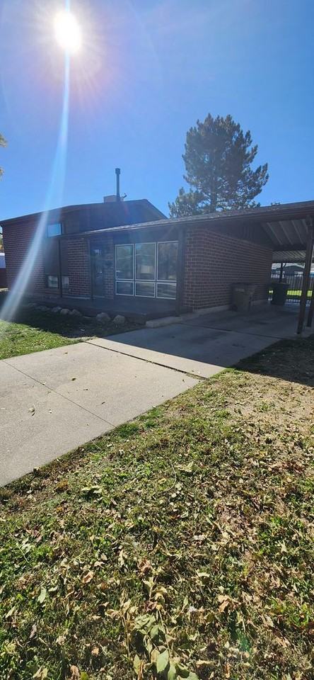 1115 N 1300 W - Photo 5 of 21