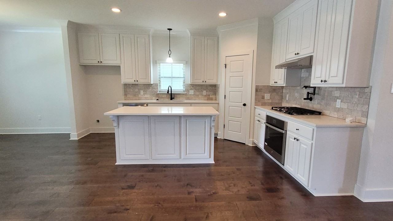 536 Warbler Crossing Avenue - Photo 4 of 10