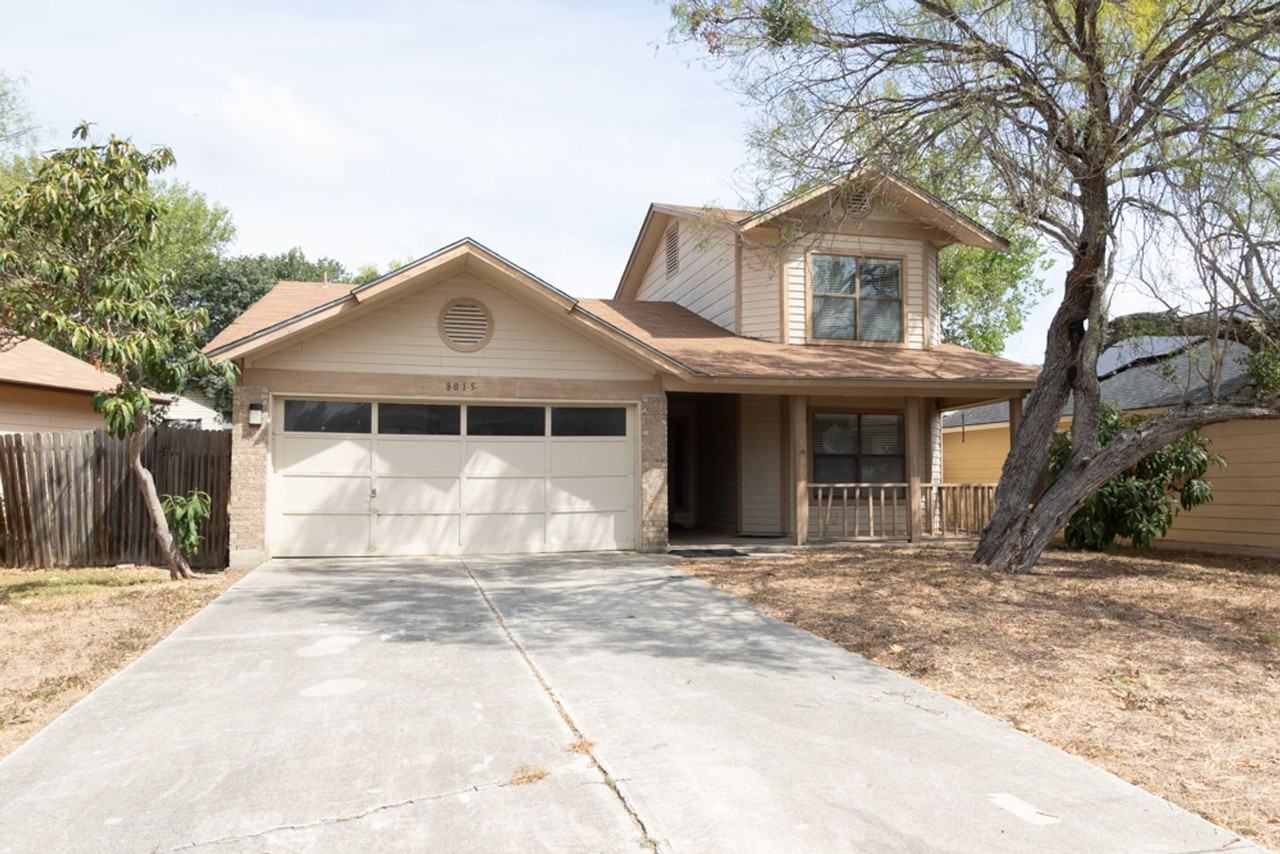 8015 Wayword Trl - Photo 2 of 16