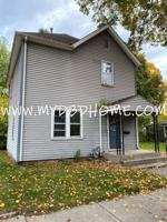 featured image of 1344 Huestis Ave