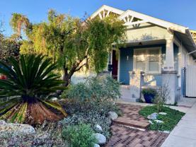 909 Loma Ave - Photo 1 of 1