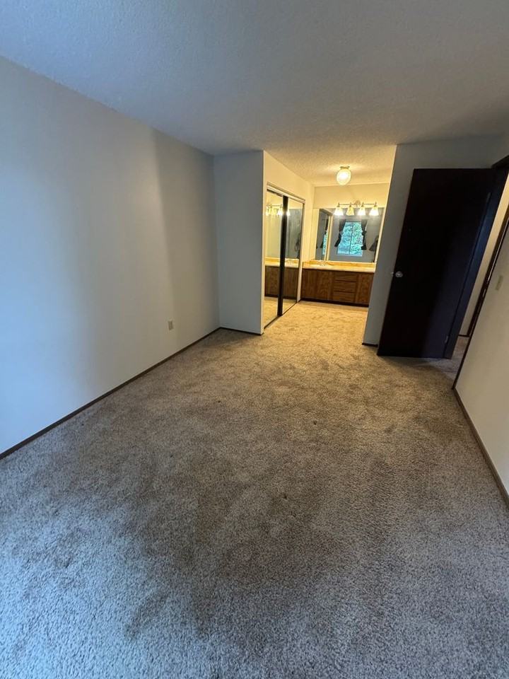 233 Sw 154th St #301 - Photo 6 of 22
