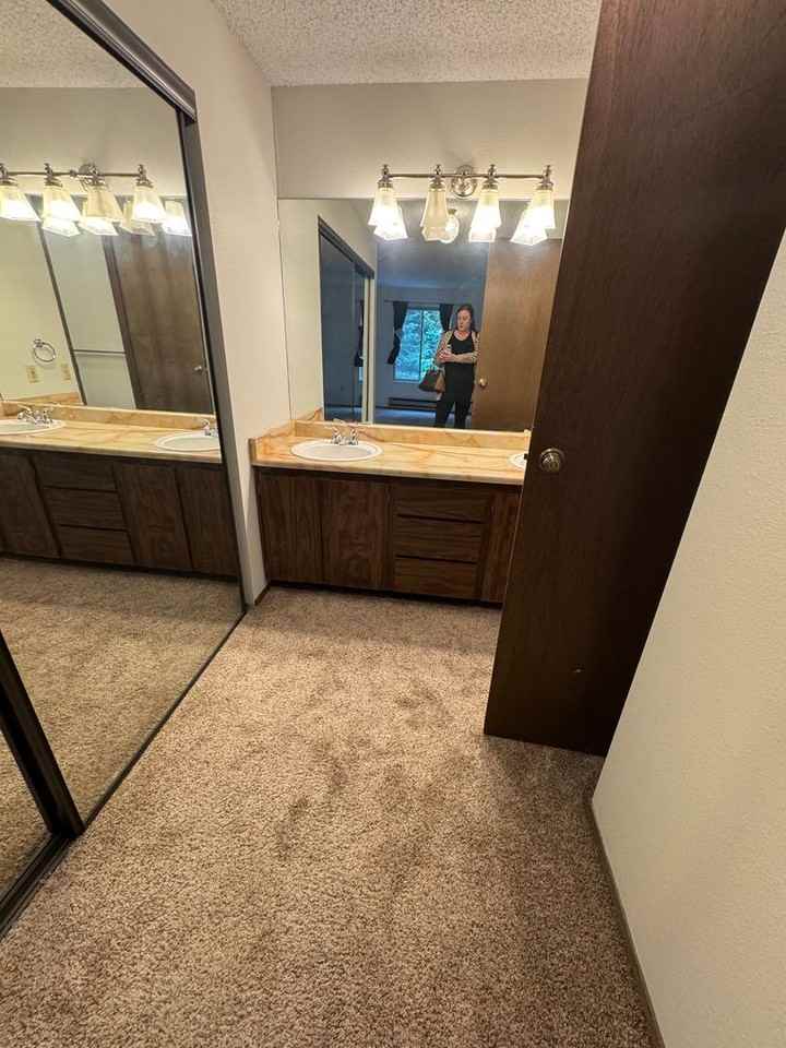 233 Sw 154th St #301 - Photo 7 of 22