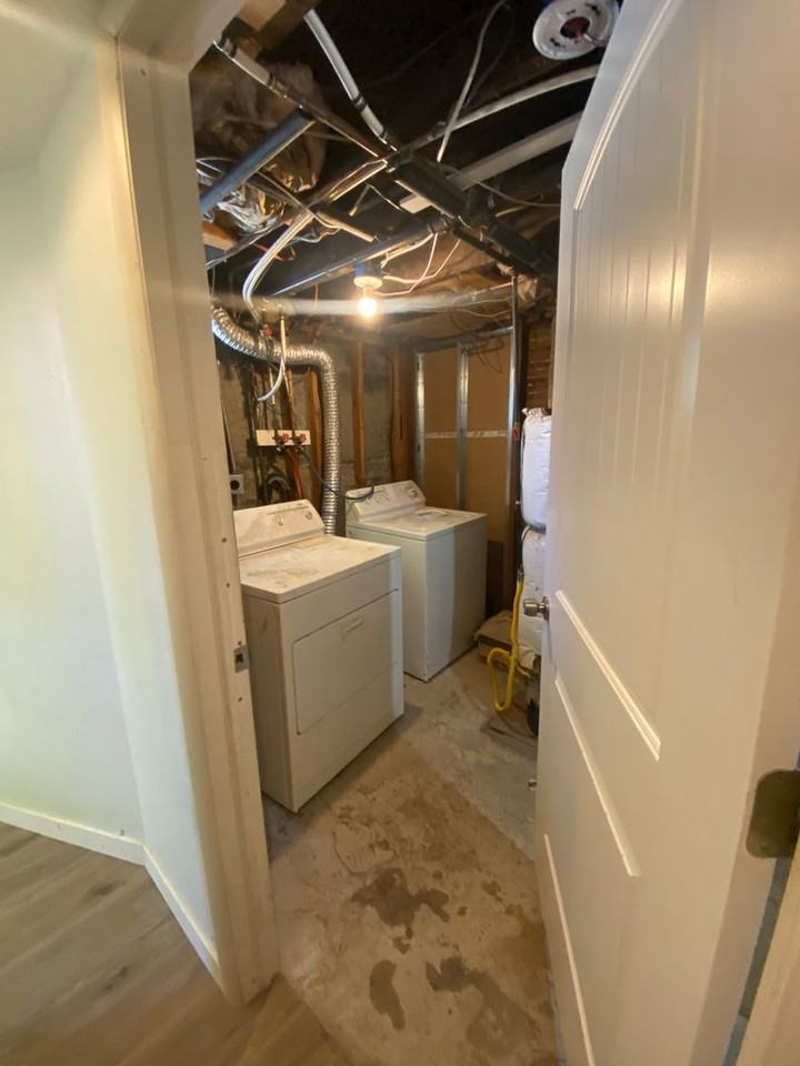 876 100 South - Photo 2 of 20