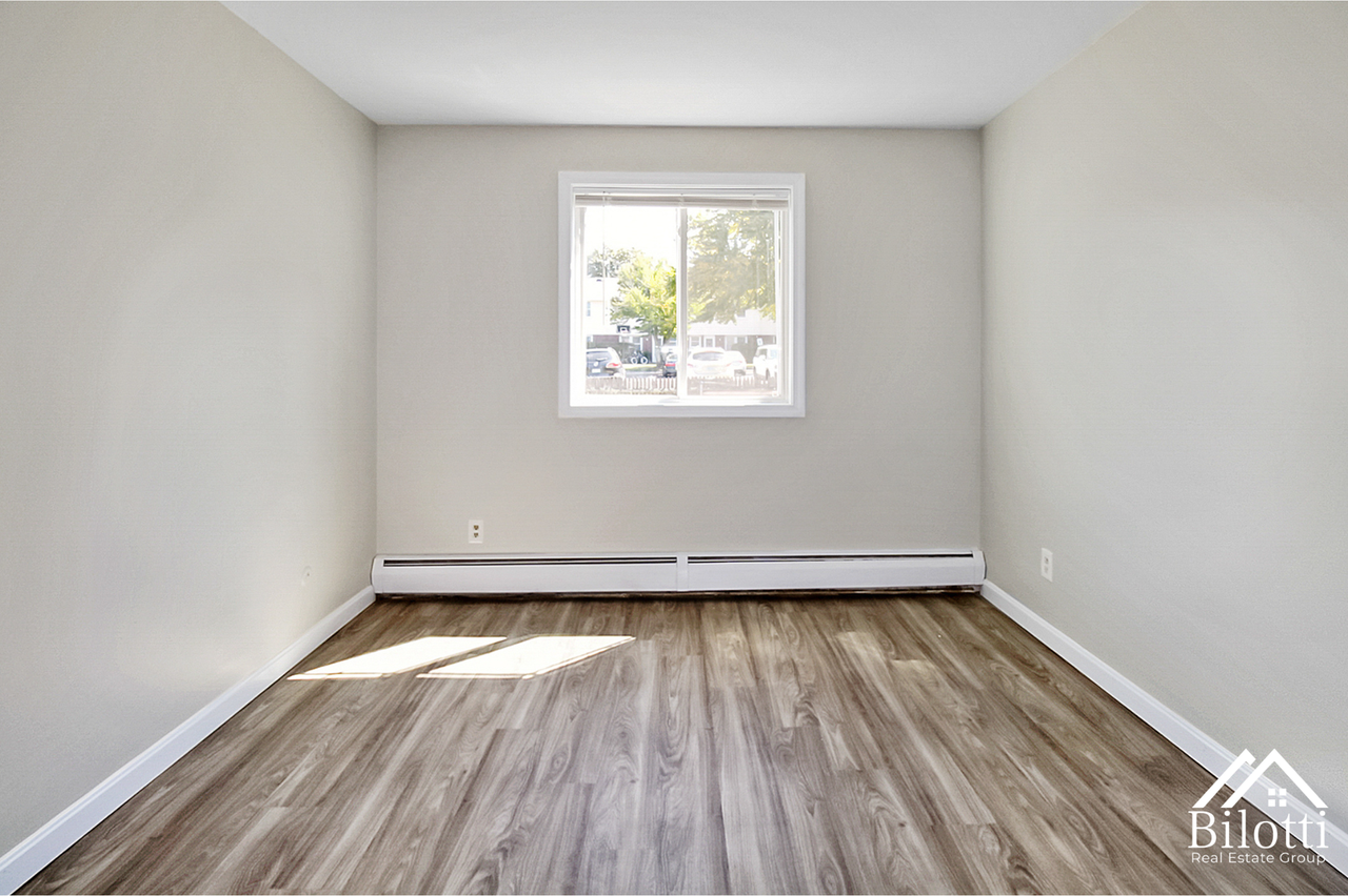 1050 Hope Street - Photo 3 of 6