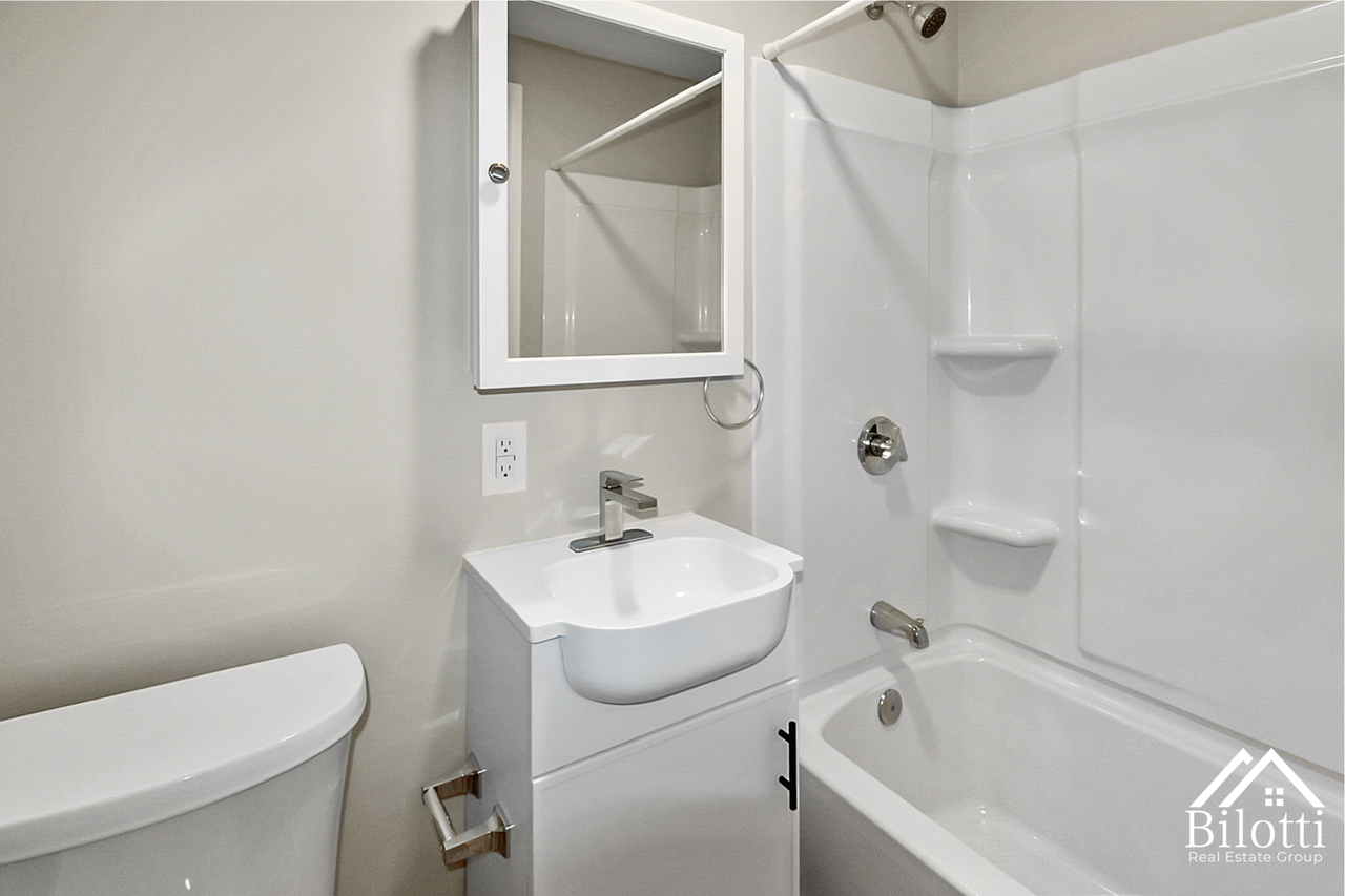 1050 Hope Street - Photo 5 of 6