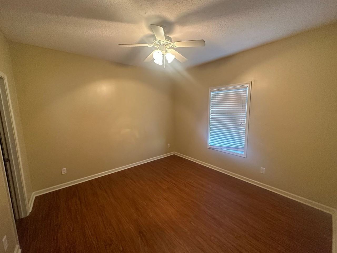 233 Sawgrass Trl - Photo 5 of 15