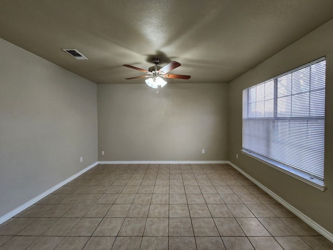 21A Moss Rock Dr - Photo 3 of 23