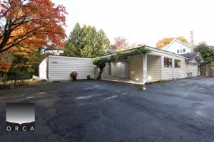 featured image of 815 Margaree Pl