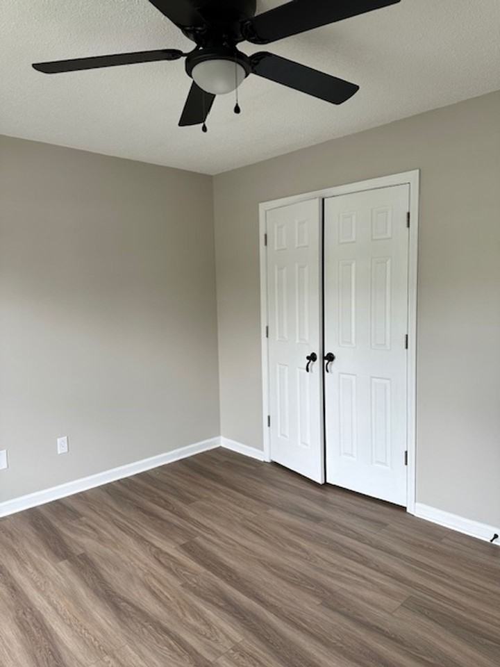 1-level living in the Heart of Johnson City - Photo 4 of 9