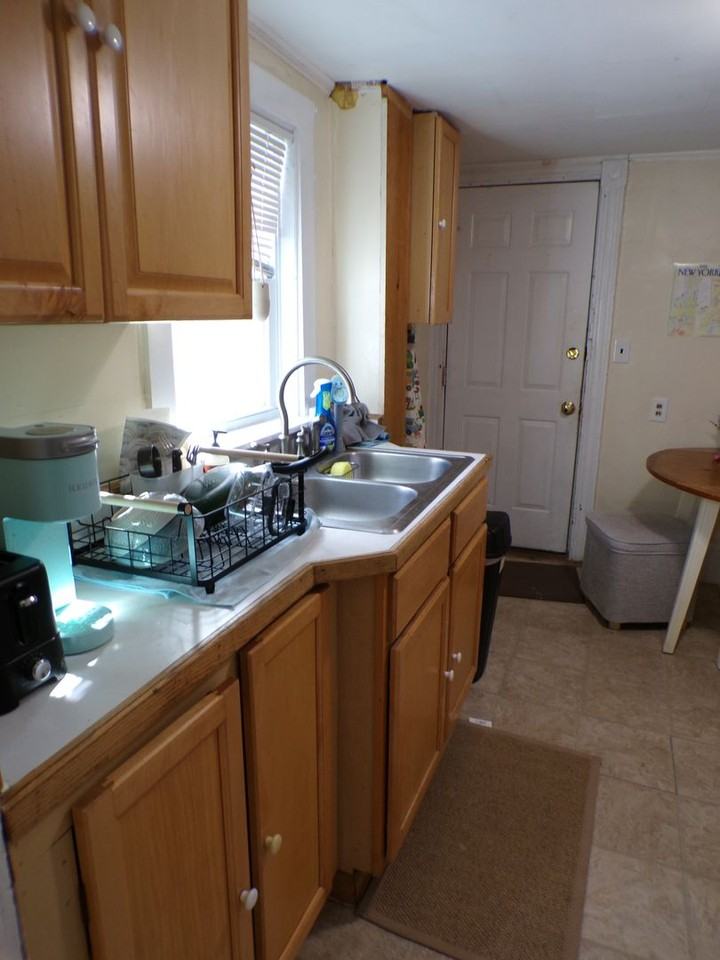 14-16 Hamlin Street, Orono ME - Photo 2 of 13