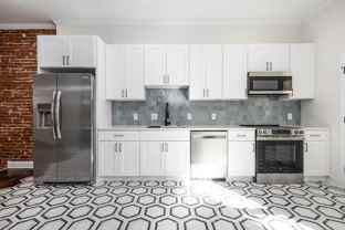 1925 N 32nd St - Photo 1 of 1