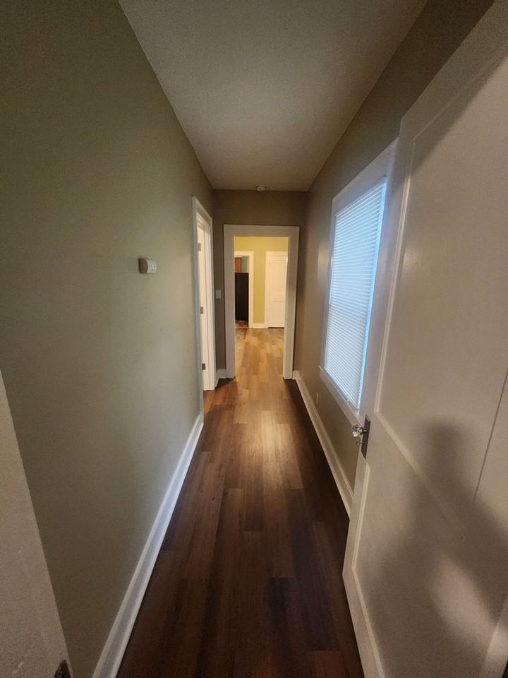 1772 West Gaulbert Avenue - Photo 7 of 21