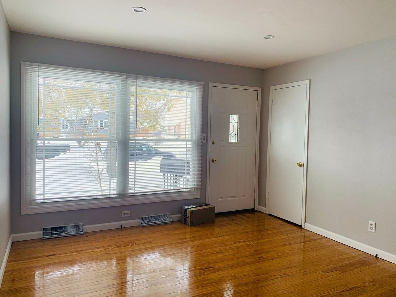 1709 19th Avenue - Photo 2 of 12