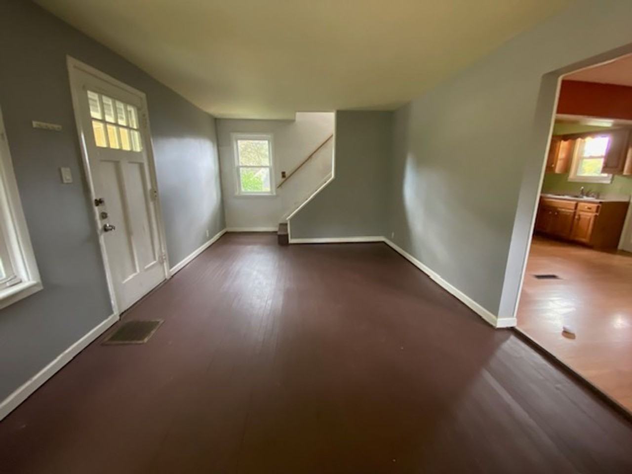 1771 Congo St - Photo 2 of 11