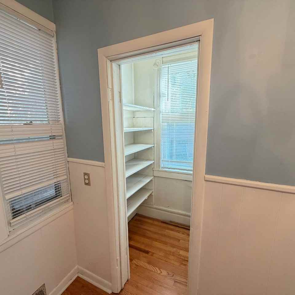 56 Union Avenue Northeast - Photo 7 of 18