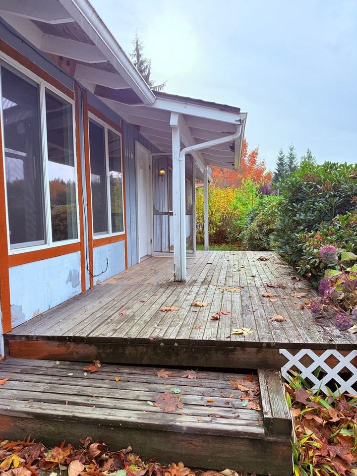 1116 Kenoyer Drive - Photo 2 of 9