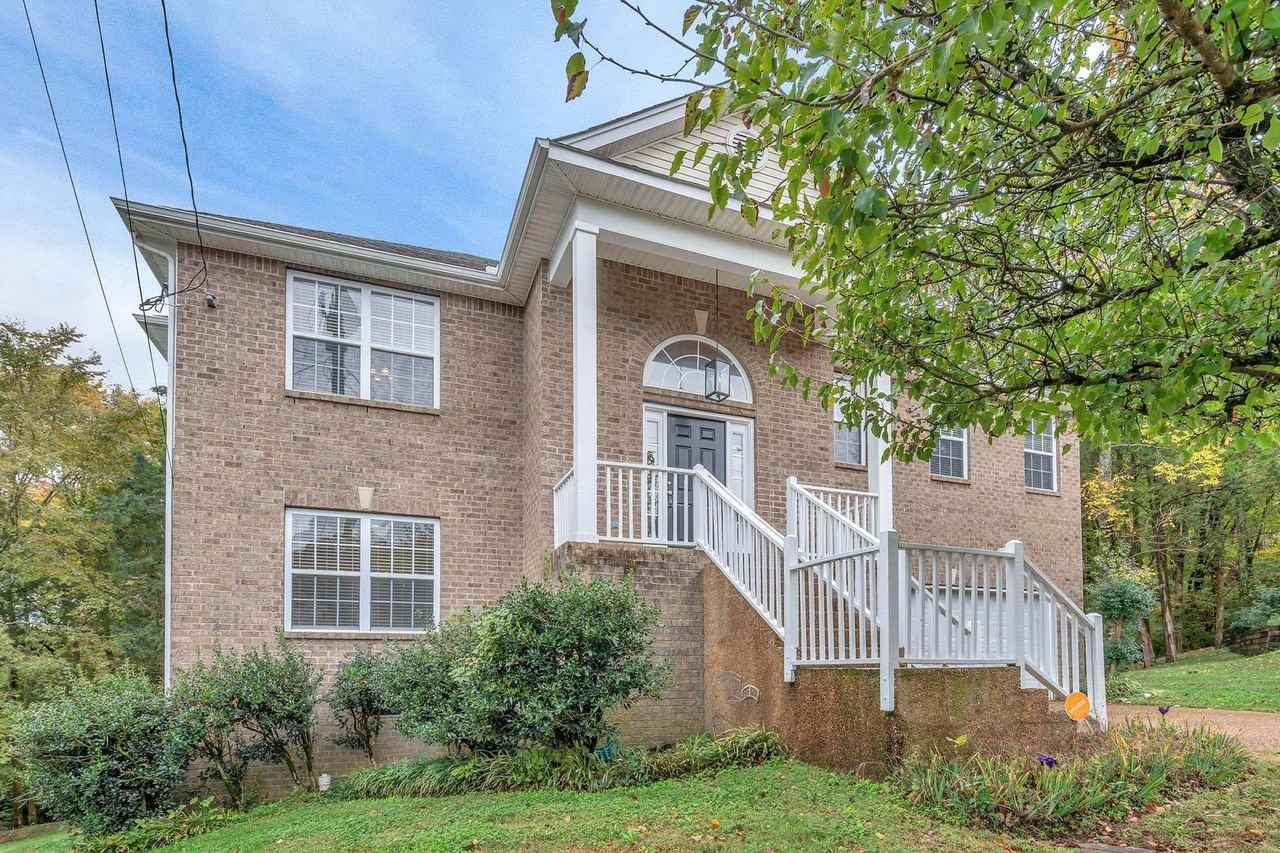 308 Splitwood Court - Photo 3 of 34