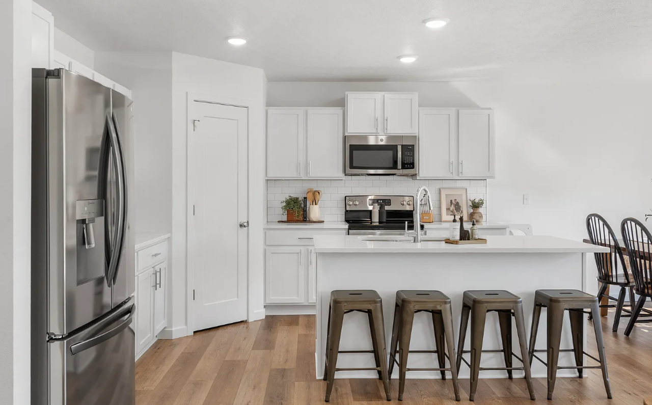 108 N Bison Ct - Photo 6 of 26