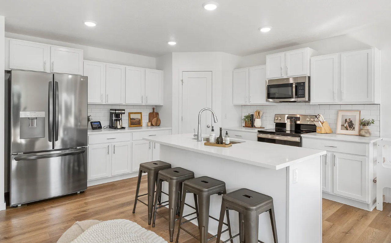 108 N Bison Ct - Photo 7 of 26