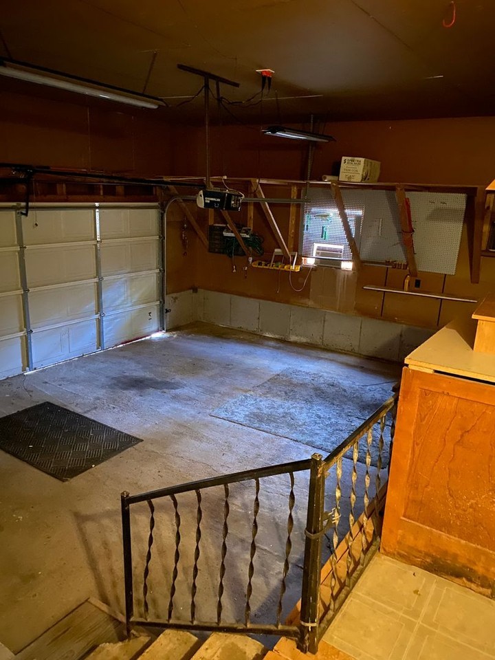 601 W Washington St - Photo 7 of 11