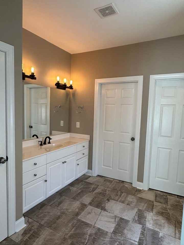 937 Brenau Point Dr - Photo 6 of 9