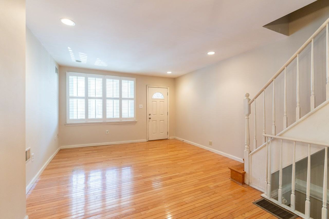 2822 South Smedley Street - Photo 5 of 24