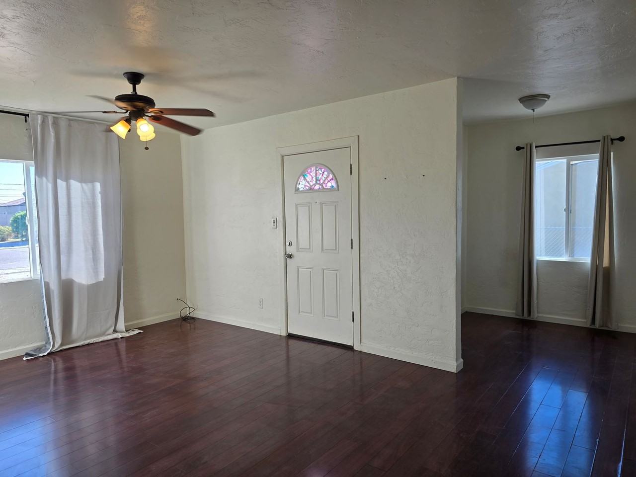 1710 S 11th Ave - Photo 3 of 14