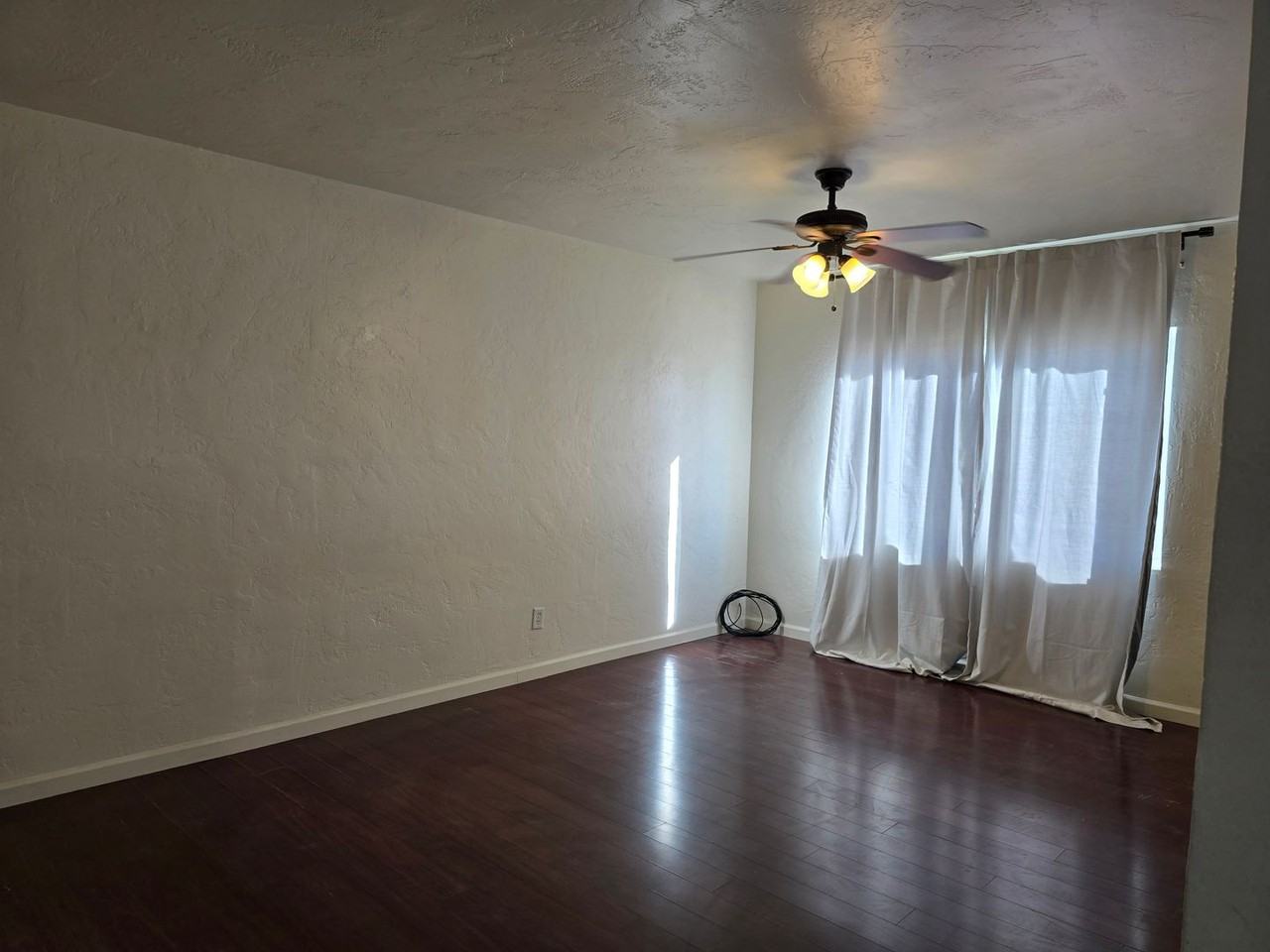 1710 S 11th Ave - Photo 4 of 14