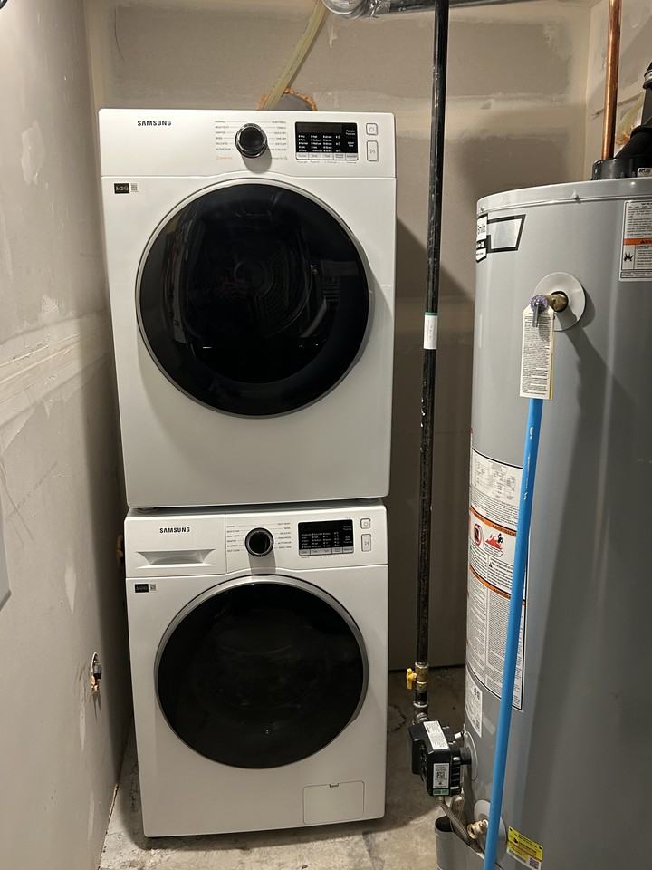 11935 46 St Nw Bsmt #11935BS - Photo 7 of 16