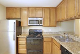 Hunter's Run Apartments - Photo 1 of 1